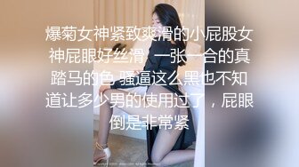 夜游神蹲坑几天终于成功的偸拍到邻居坚挺大奶美女全裸出浴样子这一对车大灯是真心诱人啊