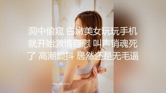 海角社区恋物癖小哥母子乱伦风韵母亲一丝不挂走进卧室 在父亲的床上被我尽情操逼